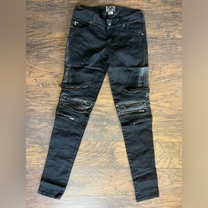 TRIPP NYC zipper knees Jeans